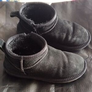 Kids Black Waterproof Winter Booties with Plush Lining